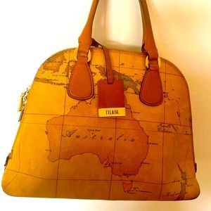 Alviero Martini ‘ 1 A classe’ world map designer hand bag! In class by itself!